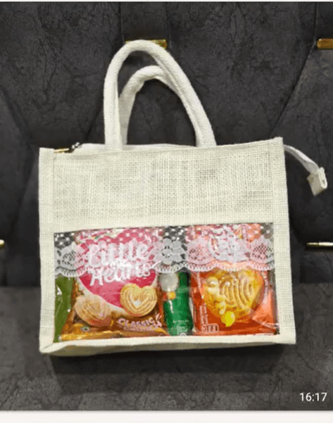 Gift & Novelty wholesale at Gupta Ji Bag Wale, Burrabazar